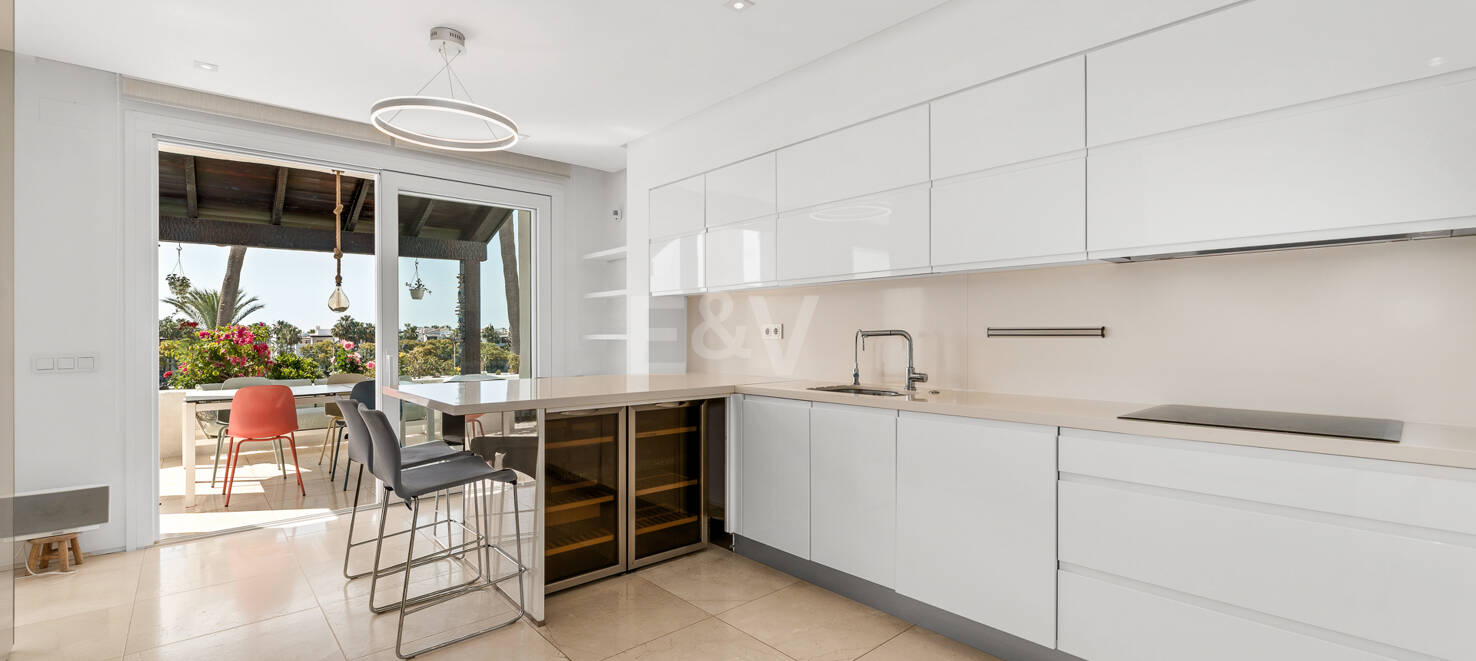 Elegant South-Facing Duplex Penthouse in Marina Puente Romano