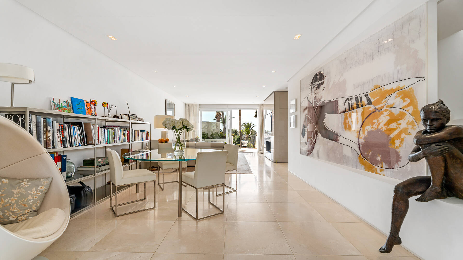 Elegante ático dúplex orientado al sur en Marina Puente Romano