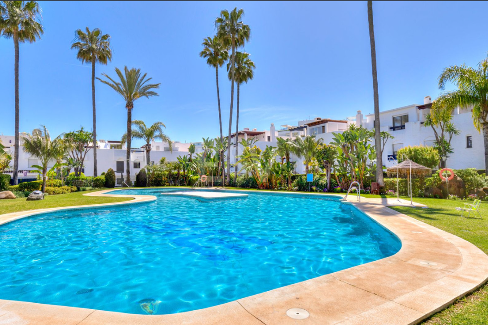 Maison de ville élégante à San Pedro