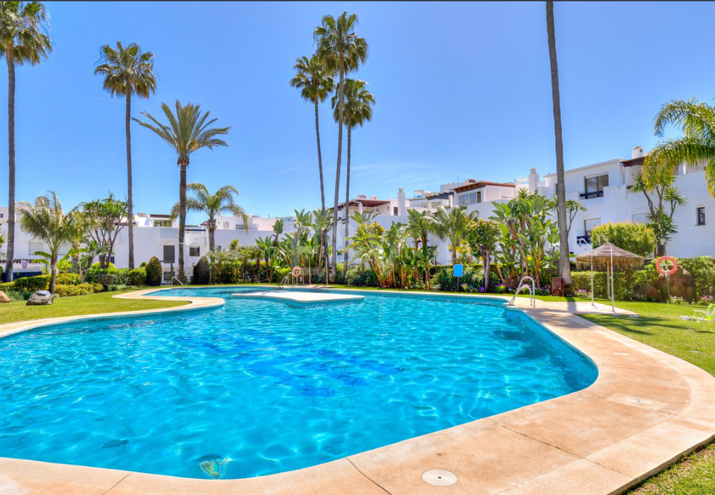 Maison de ville élégante à San Pedro