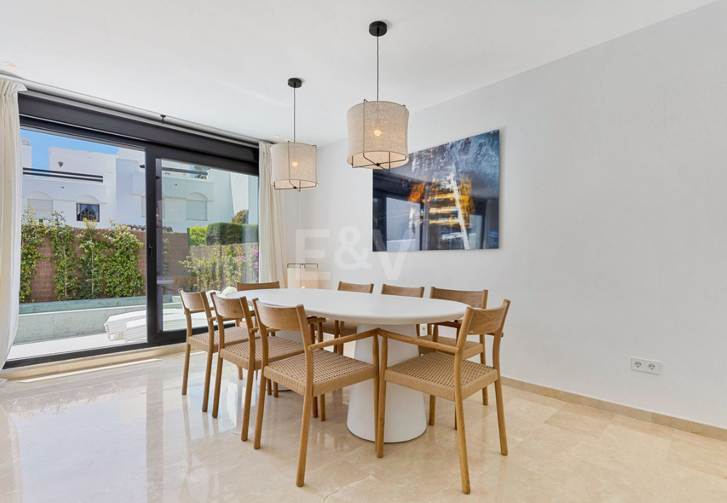 Maison de ville élégante à San Pedro