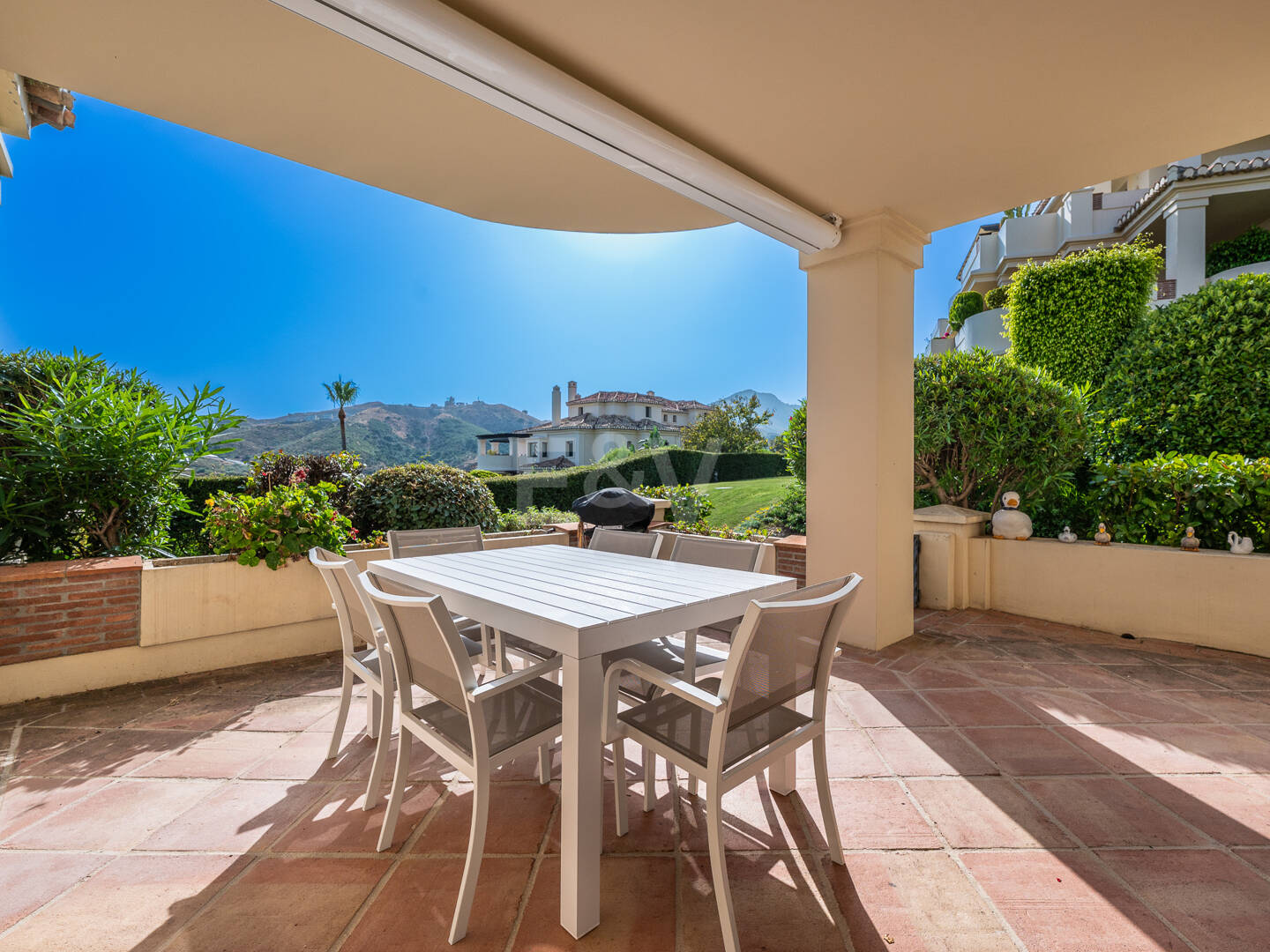 Golfside Apartament z panoramami górskimi i Resort- Style Comfort