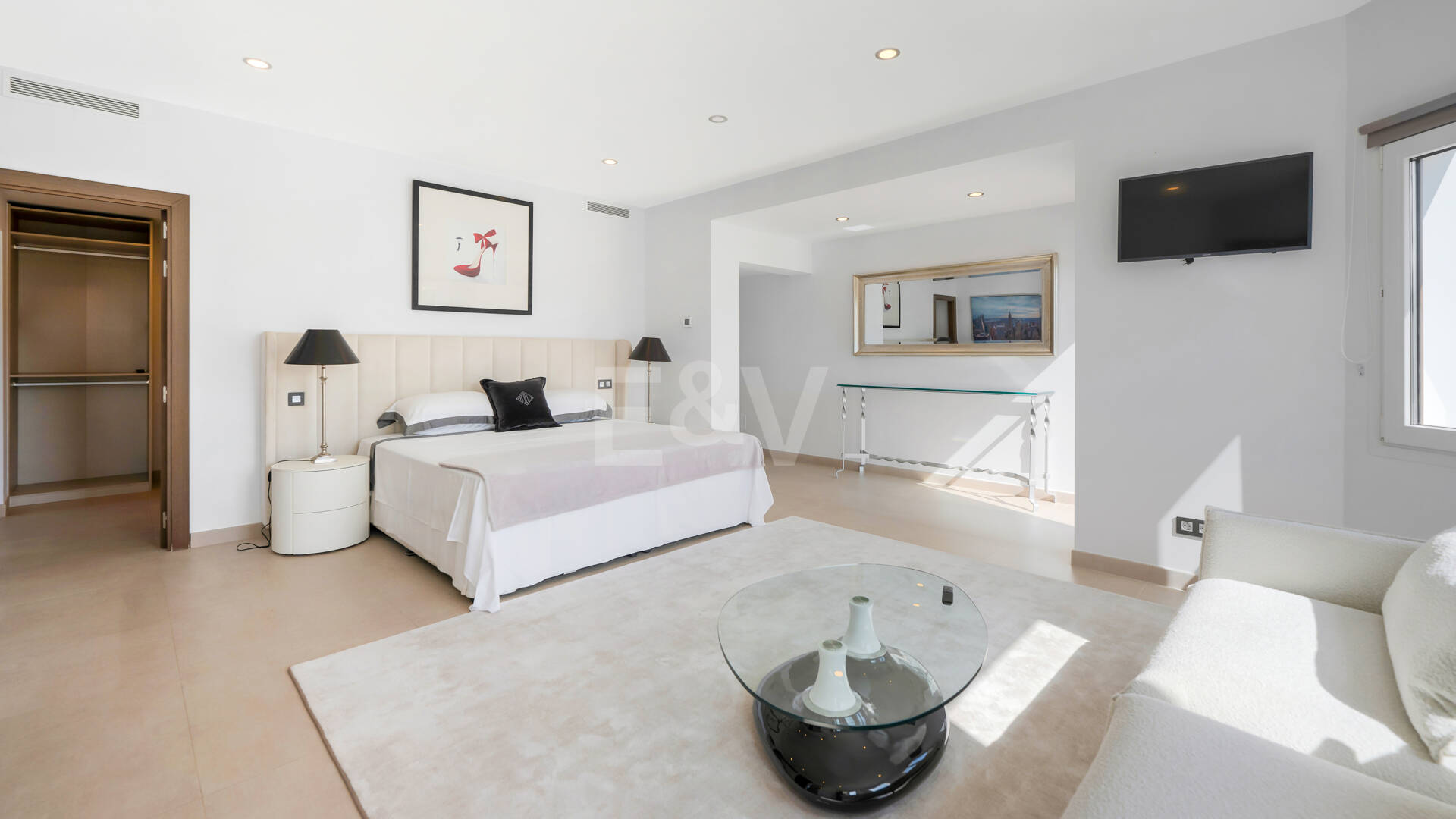 Piękna 8- Sypialnia Beachside Villa - Perfect Family Residence z doskonałym potencjałem wynajmu