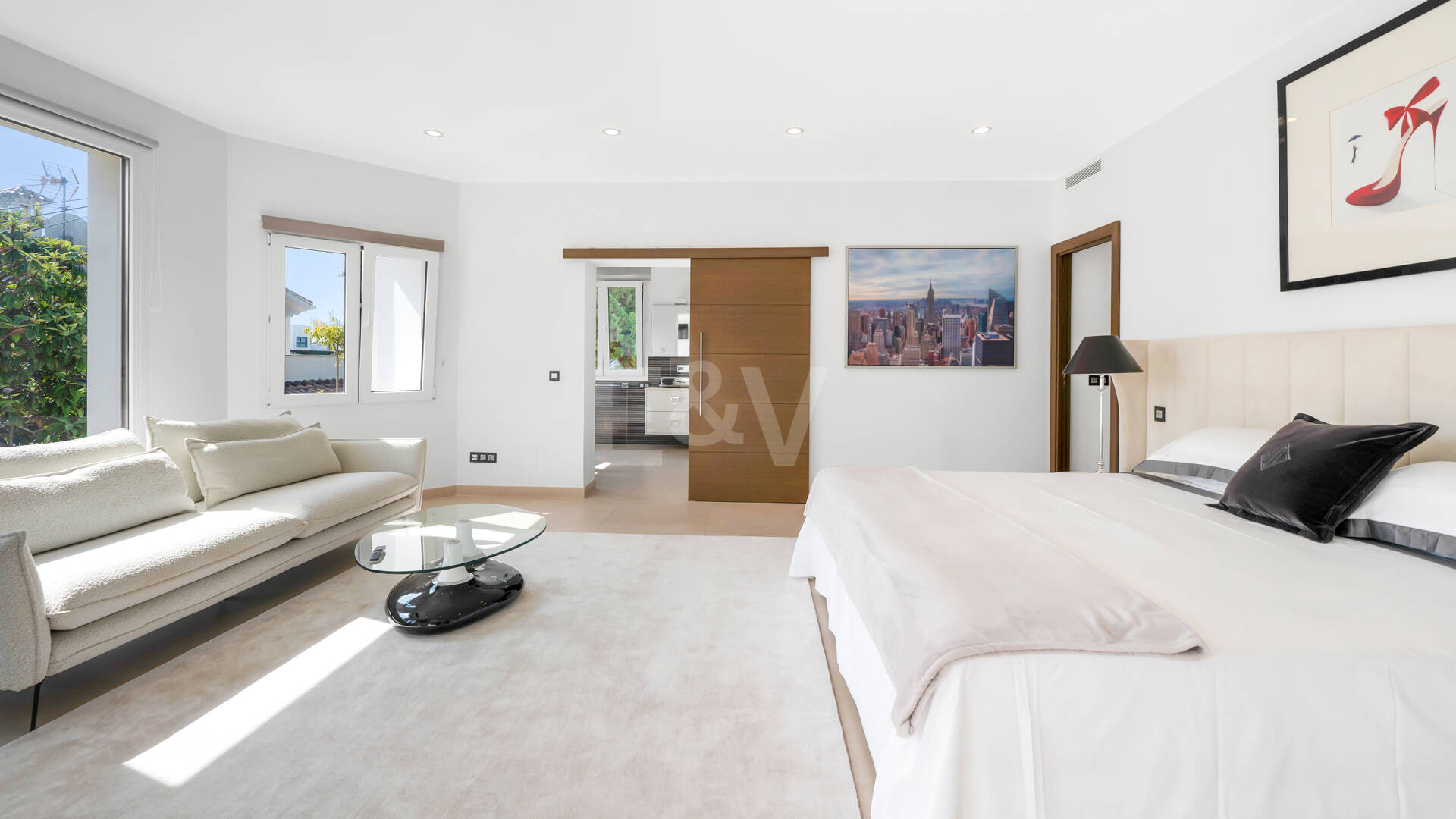 Vacker 8 sovrum Beachside Villa Perfekt familjebostad med utmärkt uthyrningspotential