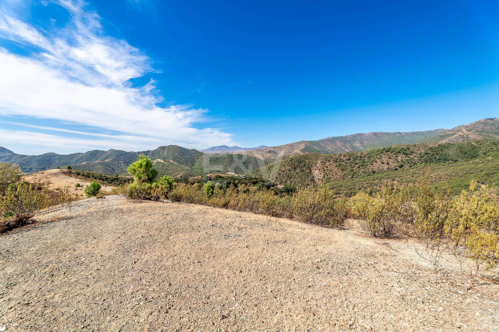 Parcela privilegiada en La Zagaleta con vistas panorámicas