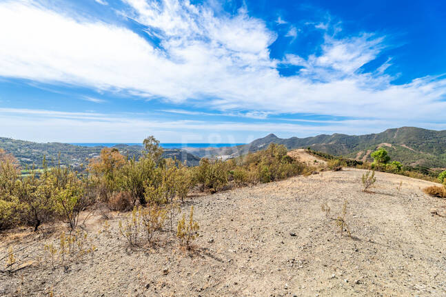 Parcela privilegiada en La Zagaleta con vistas panorámicas