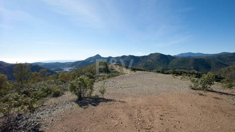 Prime Building Plot in La Zagaleta with Panoramic Views
