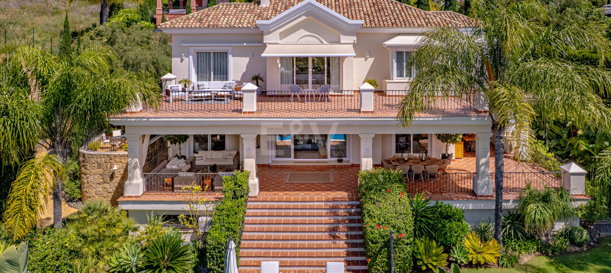 Villa till salu i Los Flamingos Golf, Benahavis
