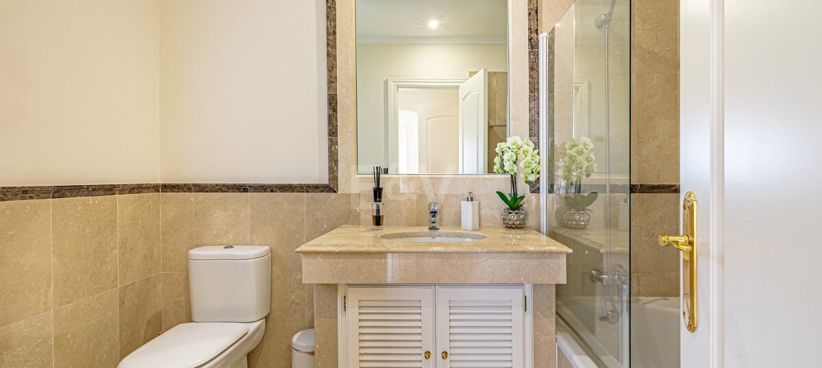 Villa till salu i Los Flamingos Golf, Benahavis