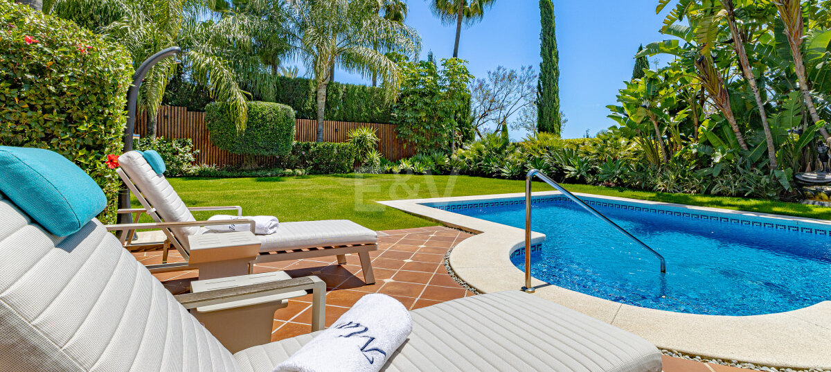 Villa till salu i Los Flamingos Golf, Benahavis