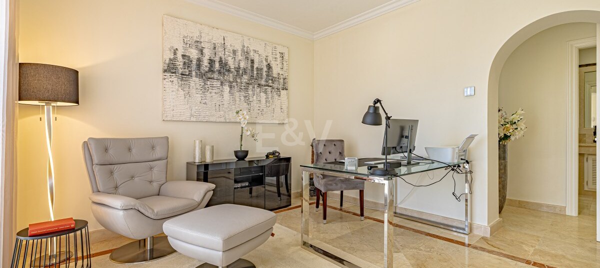 Villa till salu i Los Flamingos Golf, Benahavis