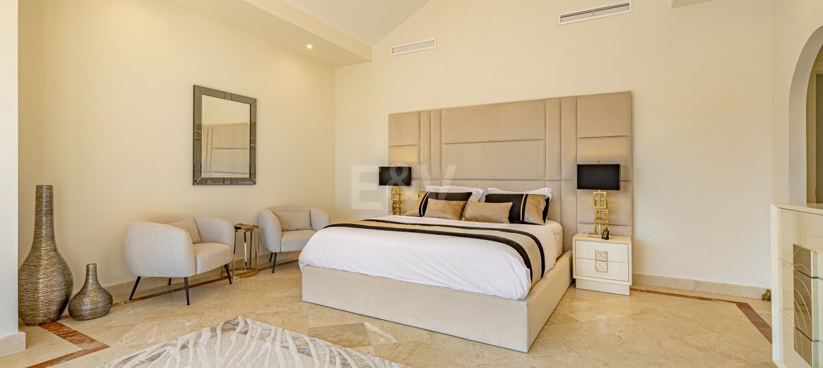 Villa till salu i Los Flamingos Golf, Benahavis