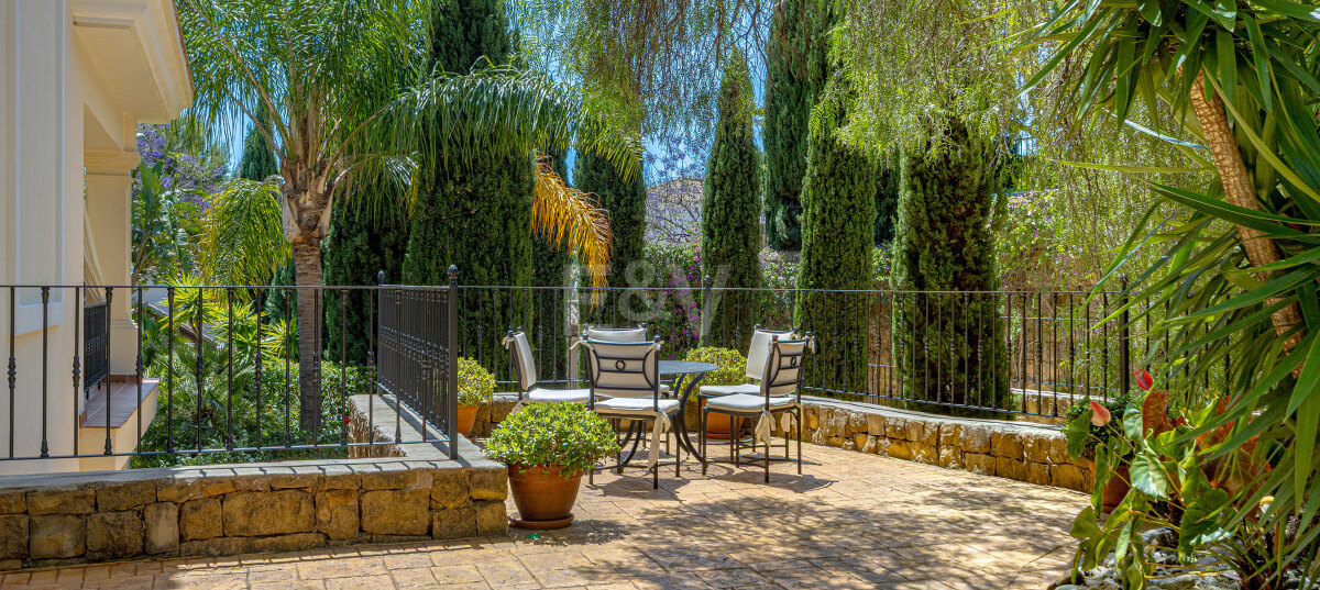Villa till salu i Los Flamingos Golf, Benahavis