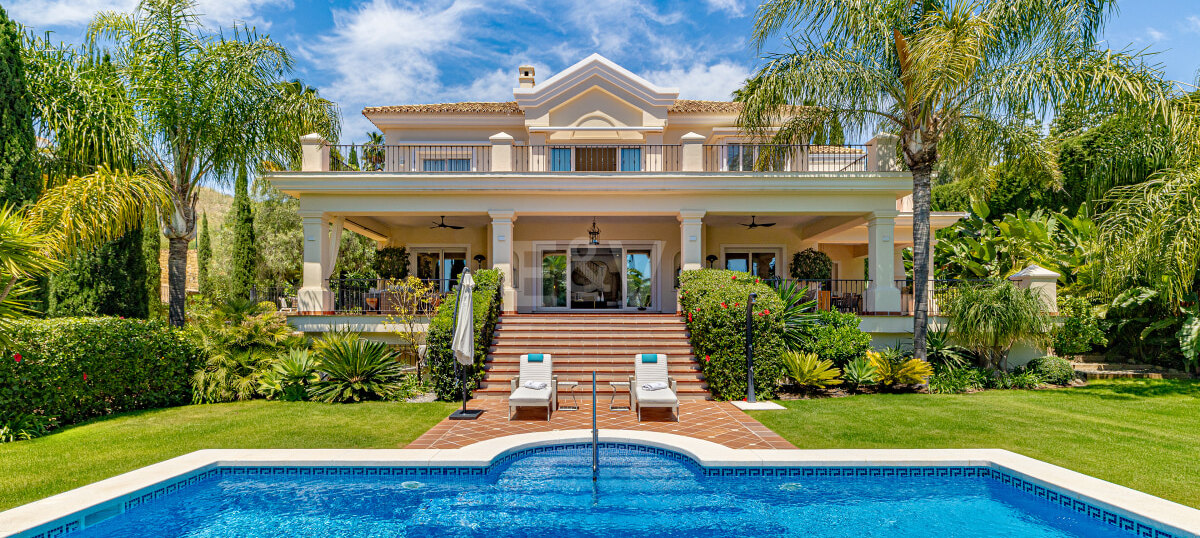 Villa till salu i Los Flamingos Golf, Benahavis
