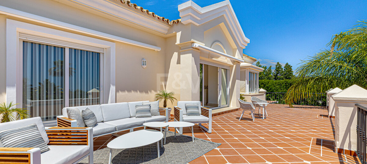 Villa till salu i Los Flamingos Golf, Benahavis