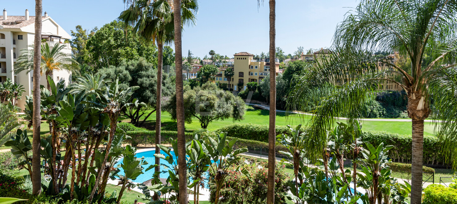 Elegant Apartment in the Exclusive Guadalcántara Golf Community