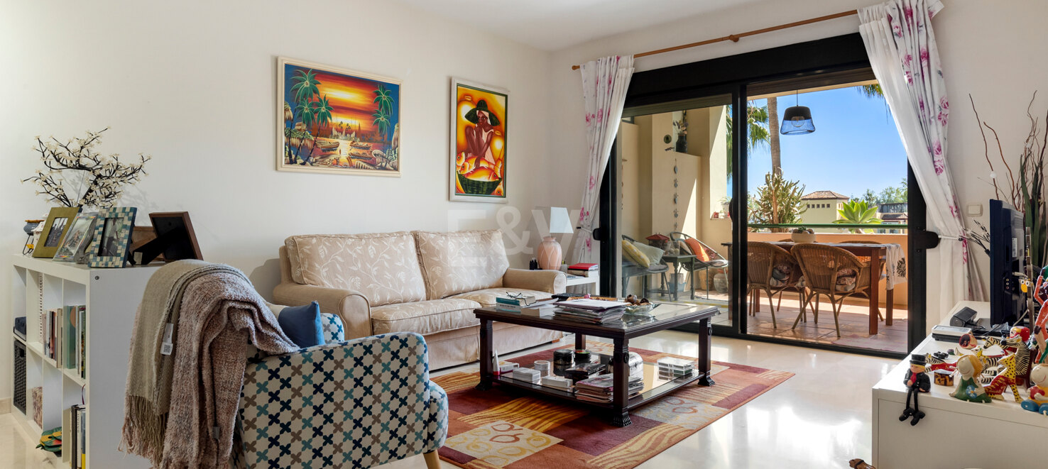 Elegant Apartment in the Exclusive Guadalcántara Golf Community