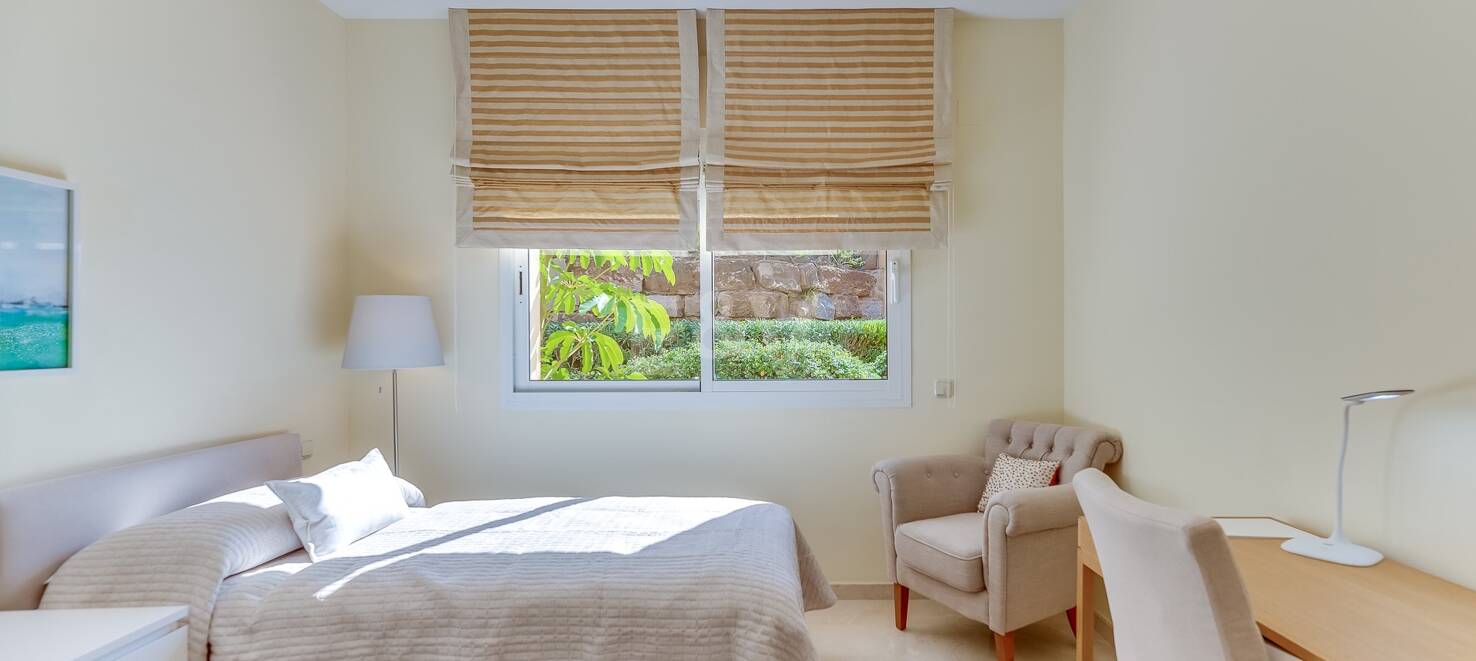 Luxury two-bedroom apartment in Altamira, Rio Real, available for long-term rental