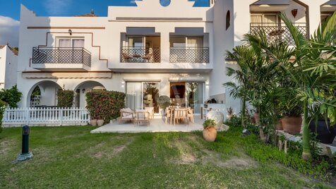 Chic Semi-Detached House in Nueva Andalucía Close to All Amenities