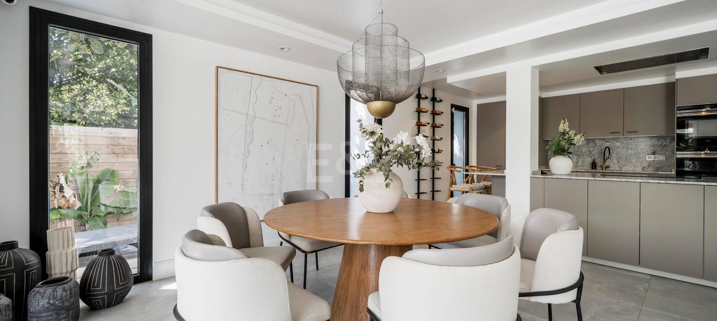 Modern Andalusian Style Villa in Nueva Andalucía