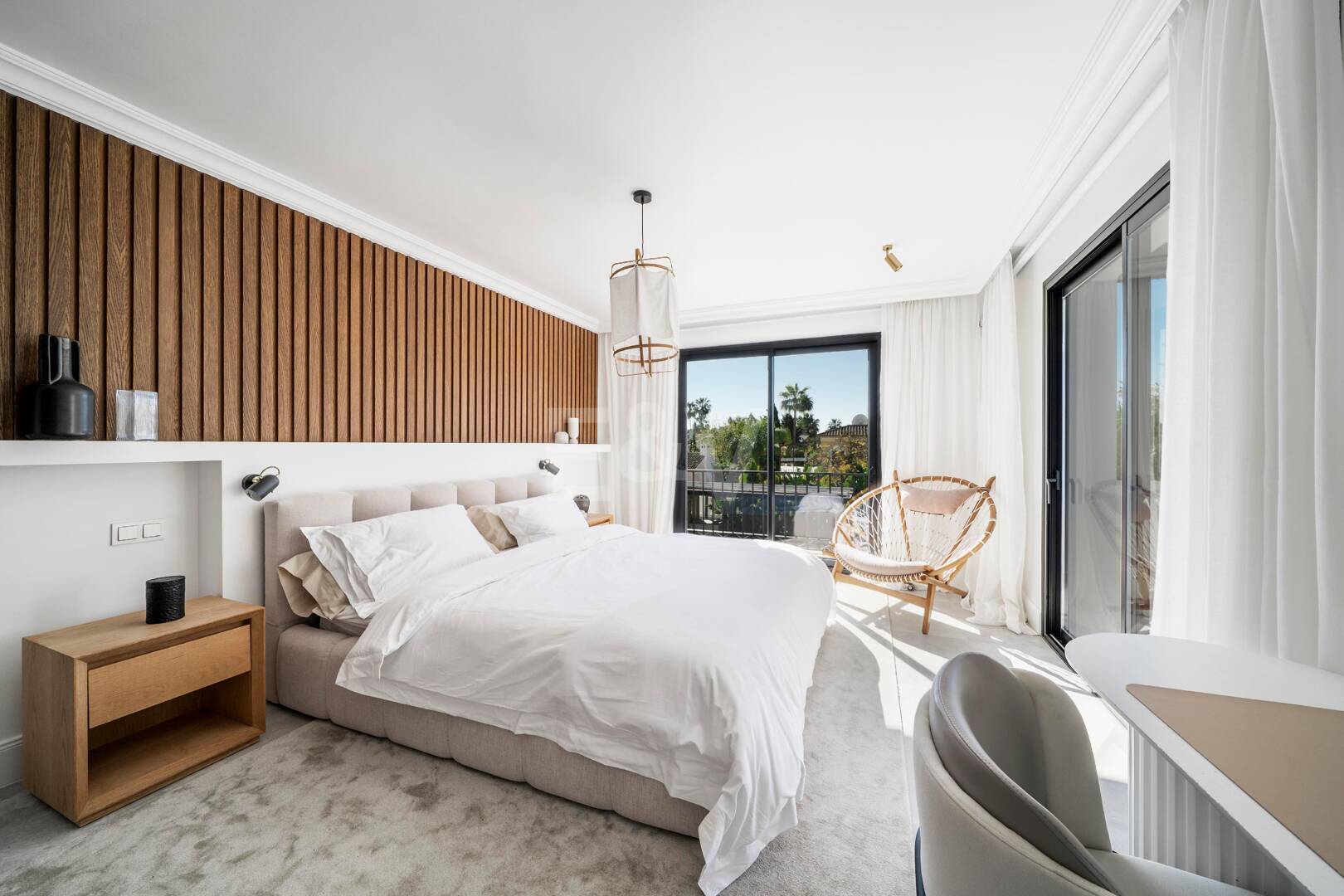 Modern Andalusian Style Villa in Nueva Andalucía