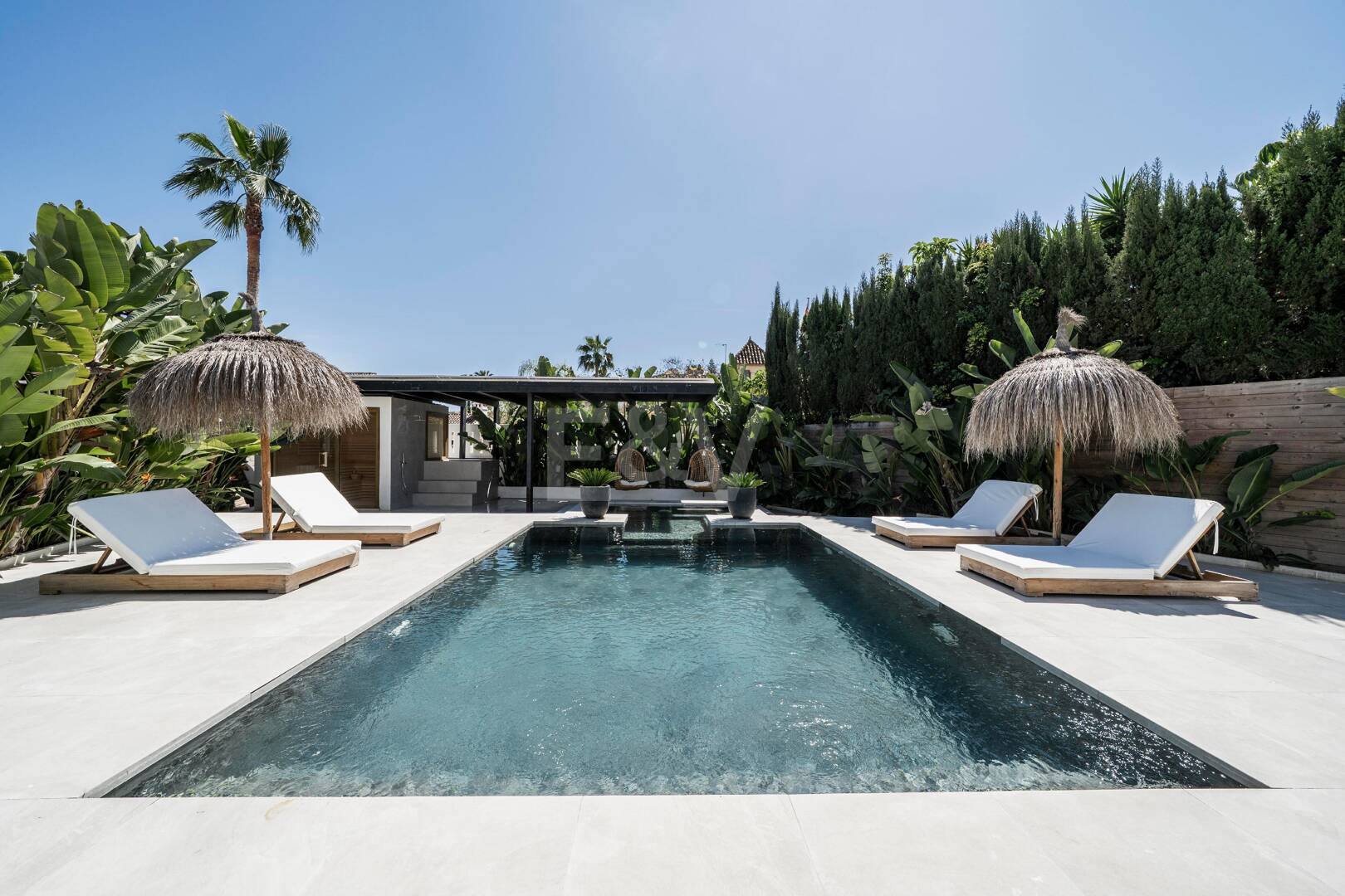 Modern Andalusian Style Villa in Nueva Andalucía