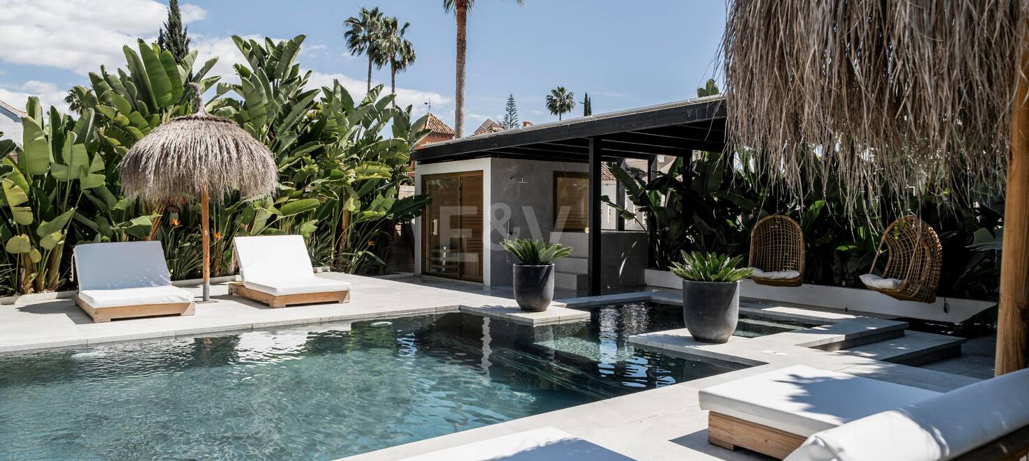 Modern Andalusian Style Villa in Nueva Andalucía