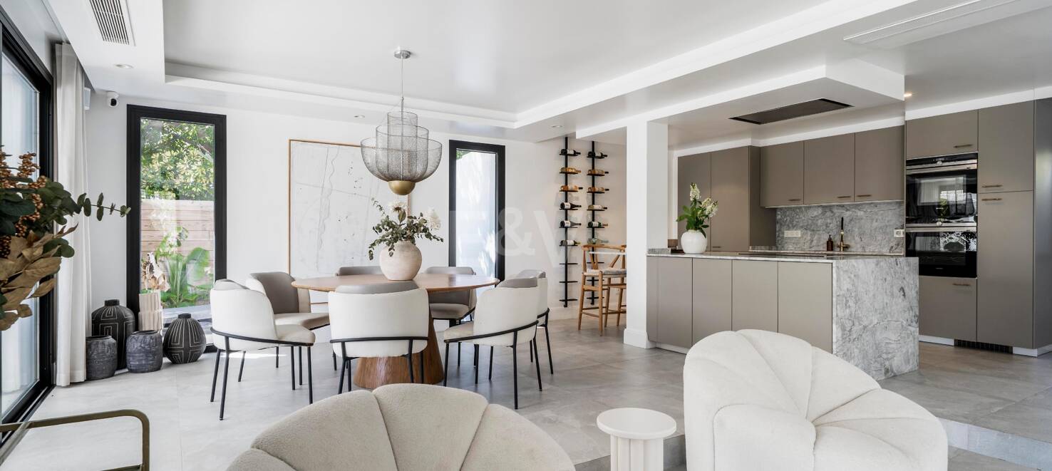 Modern Andalusian Style Villa in Nueva Andalucía