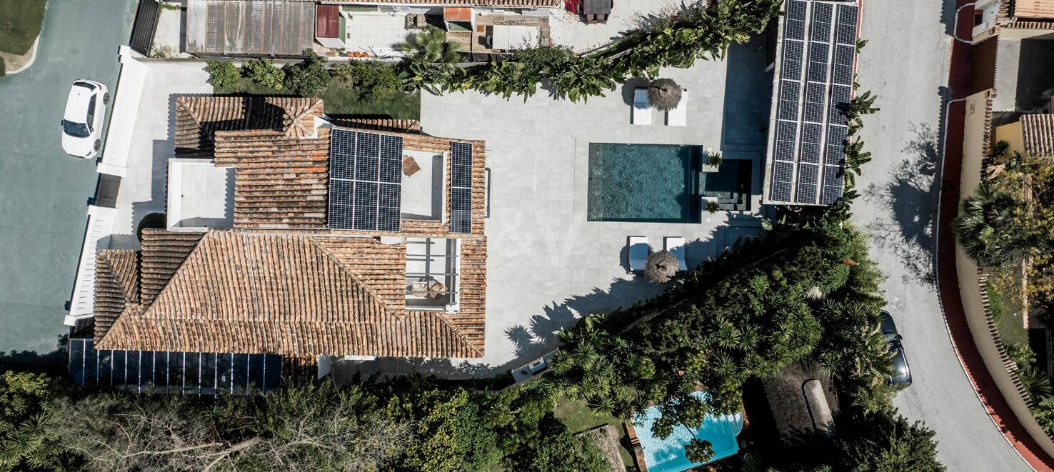 Modern Andalusian Style Villa in Nueva Andalucía
