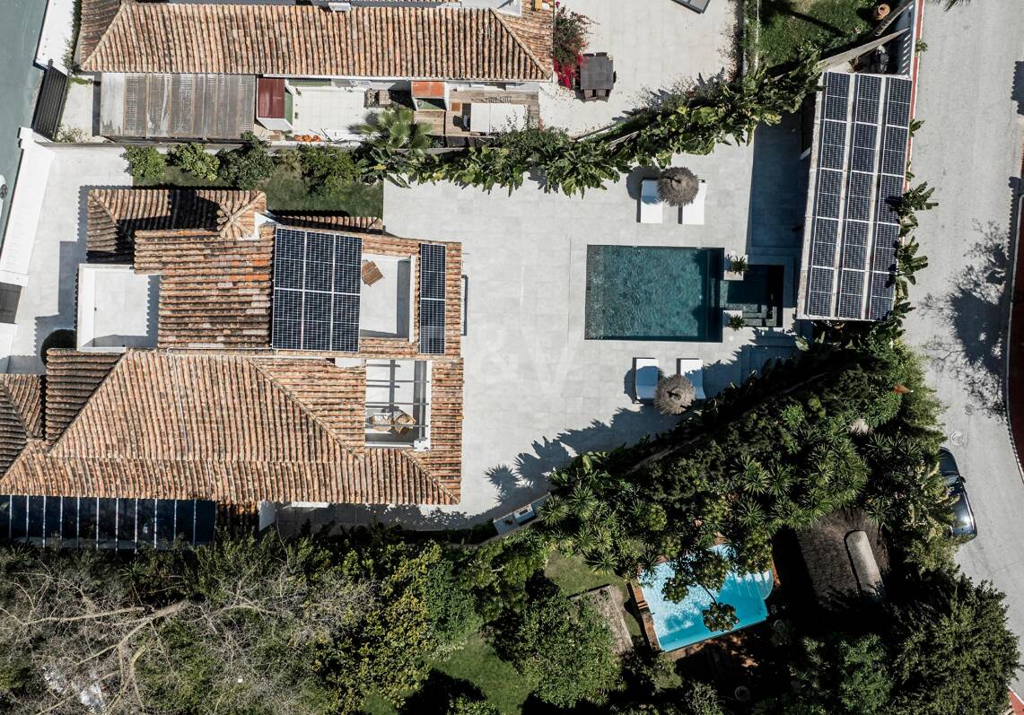 Villa de estilo andaluz moderno en Nueva Andalucía