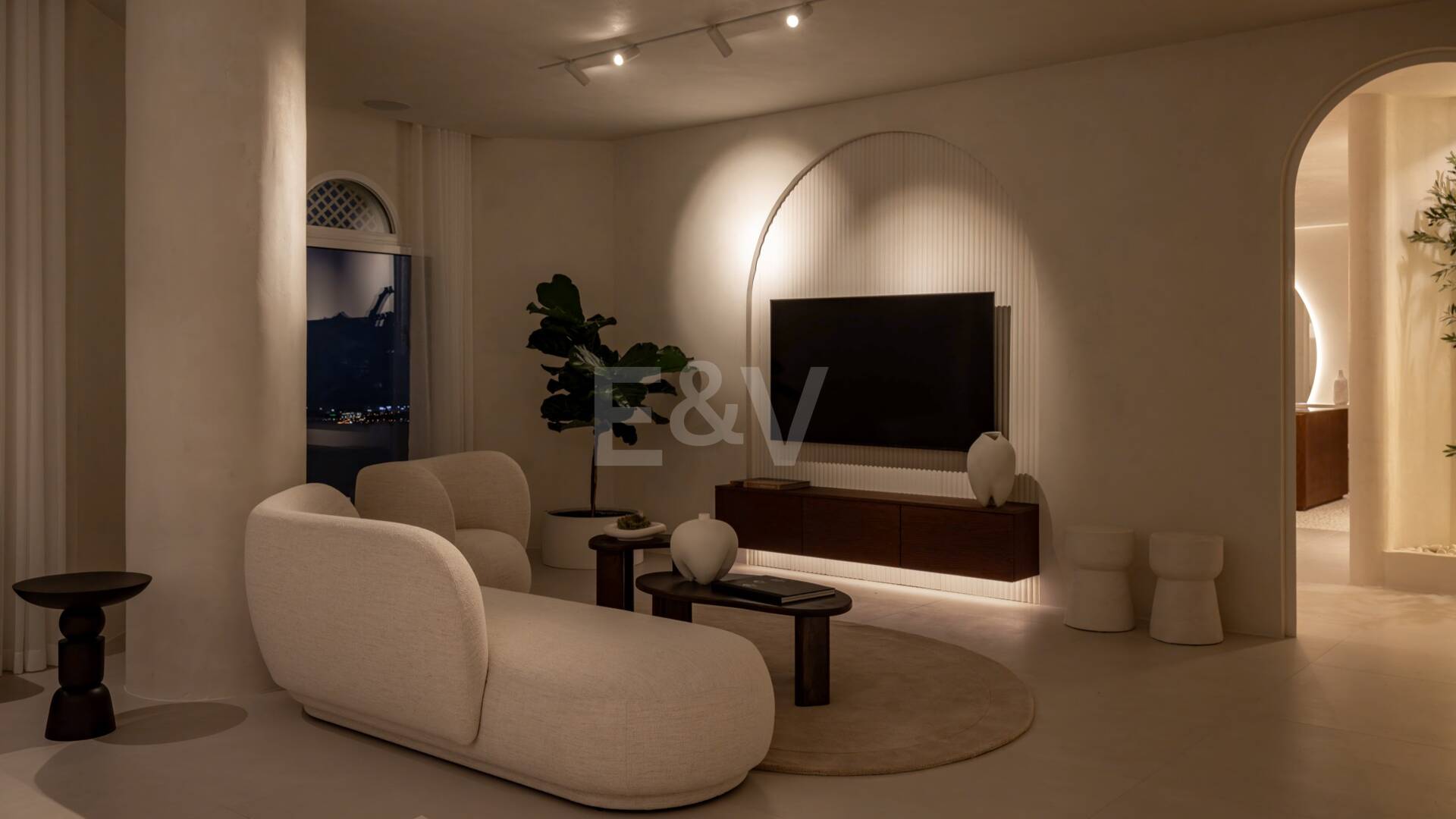 Modern Penthouse with Sea Views and Rooftop Pool on Marbella's Golden Mile