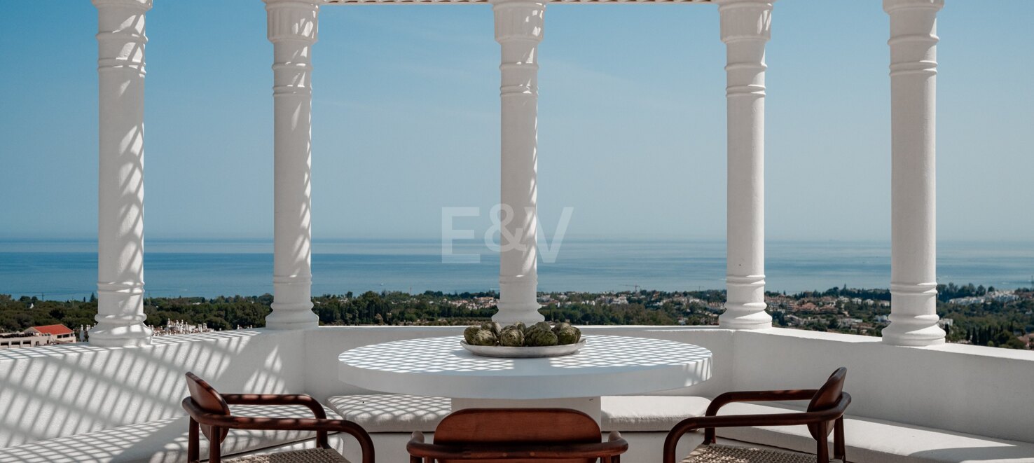 Takvåning till salu i Marbella Hill Club, Marbella Golden Mile
