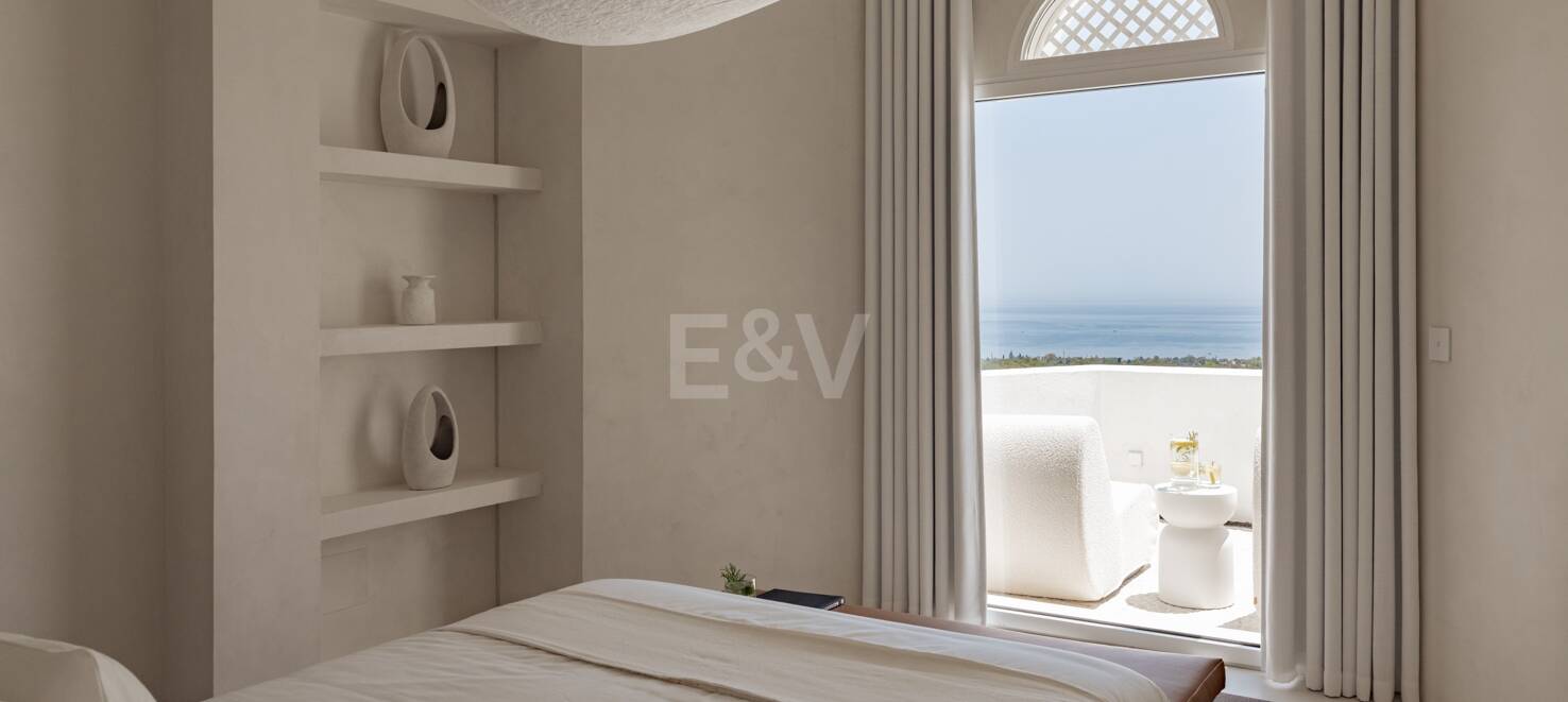 Modern Penthouse med havsutsikt och Rooftop Pool på Marbellas Golden Mile