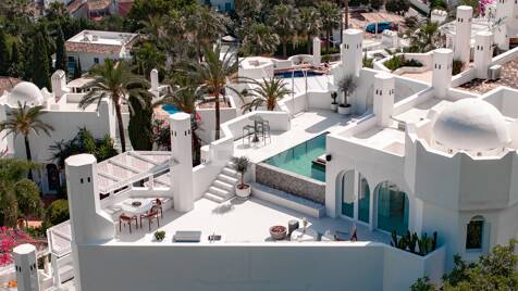 Nowoczesny penthouse z widokiem na morze i basen na dachu Marbella 's Golden Mile