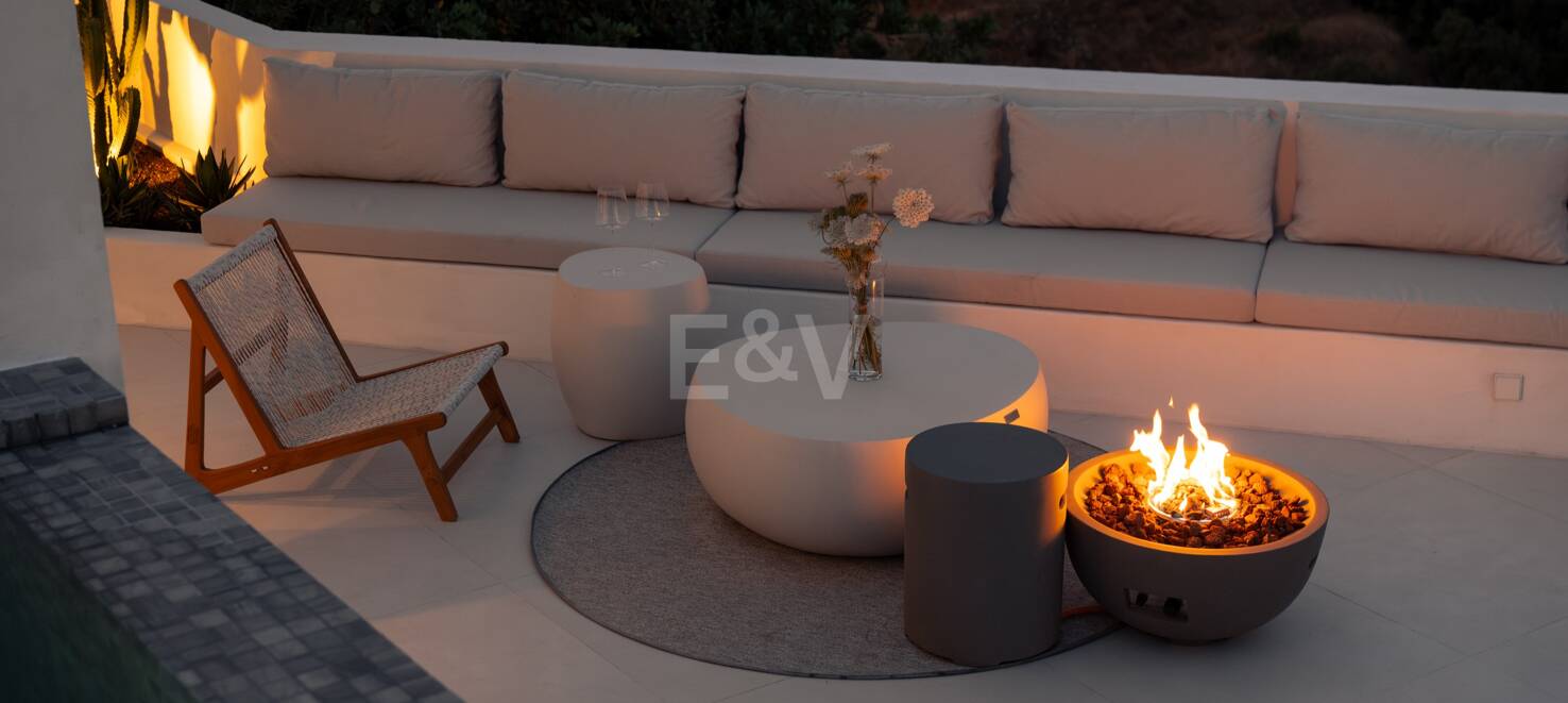 Modern Penthouse med havsutsikt och Rooftop Pool på Marbellas Golden Mile