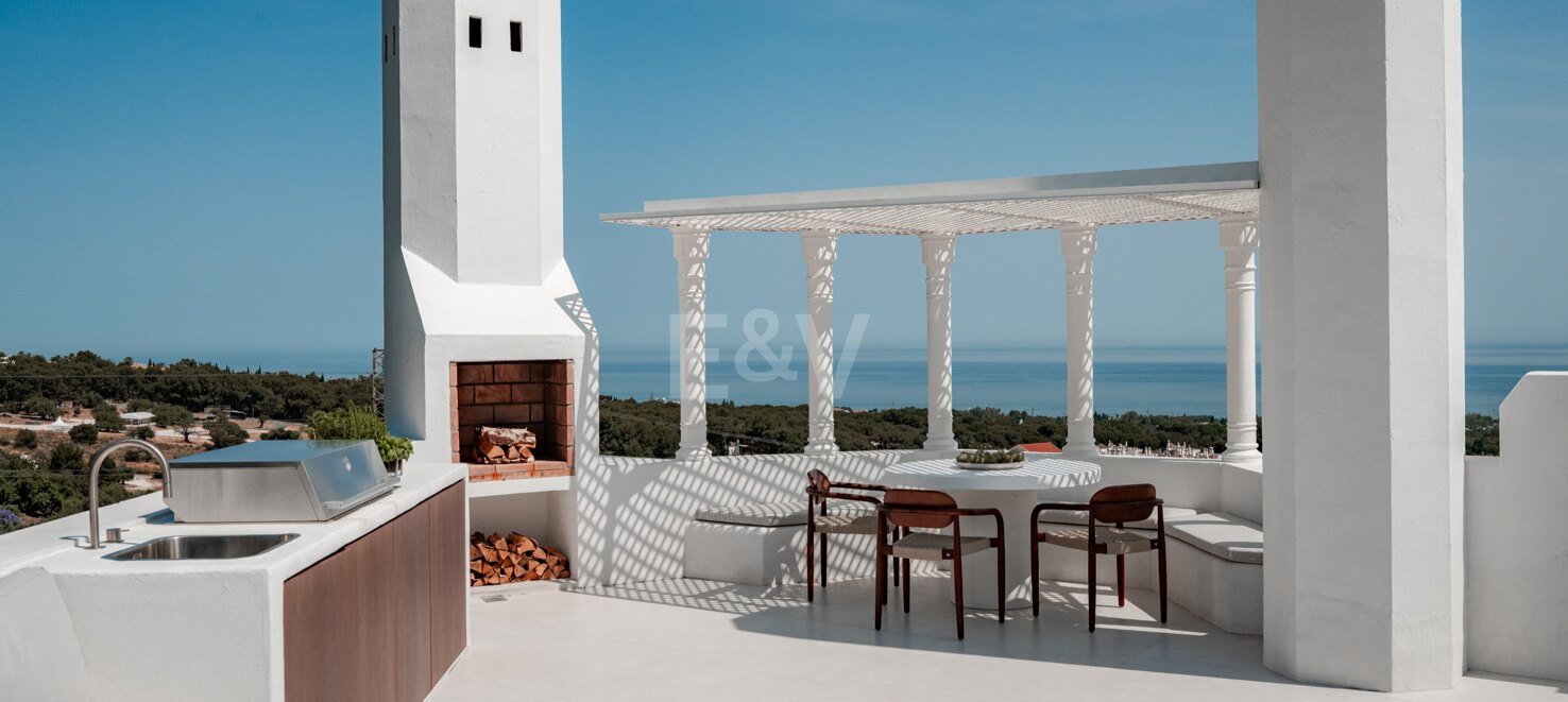 Takvåning till salu i Marbella Hill Club, Marbella Golden Mile