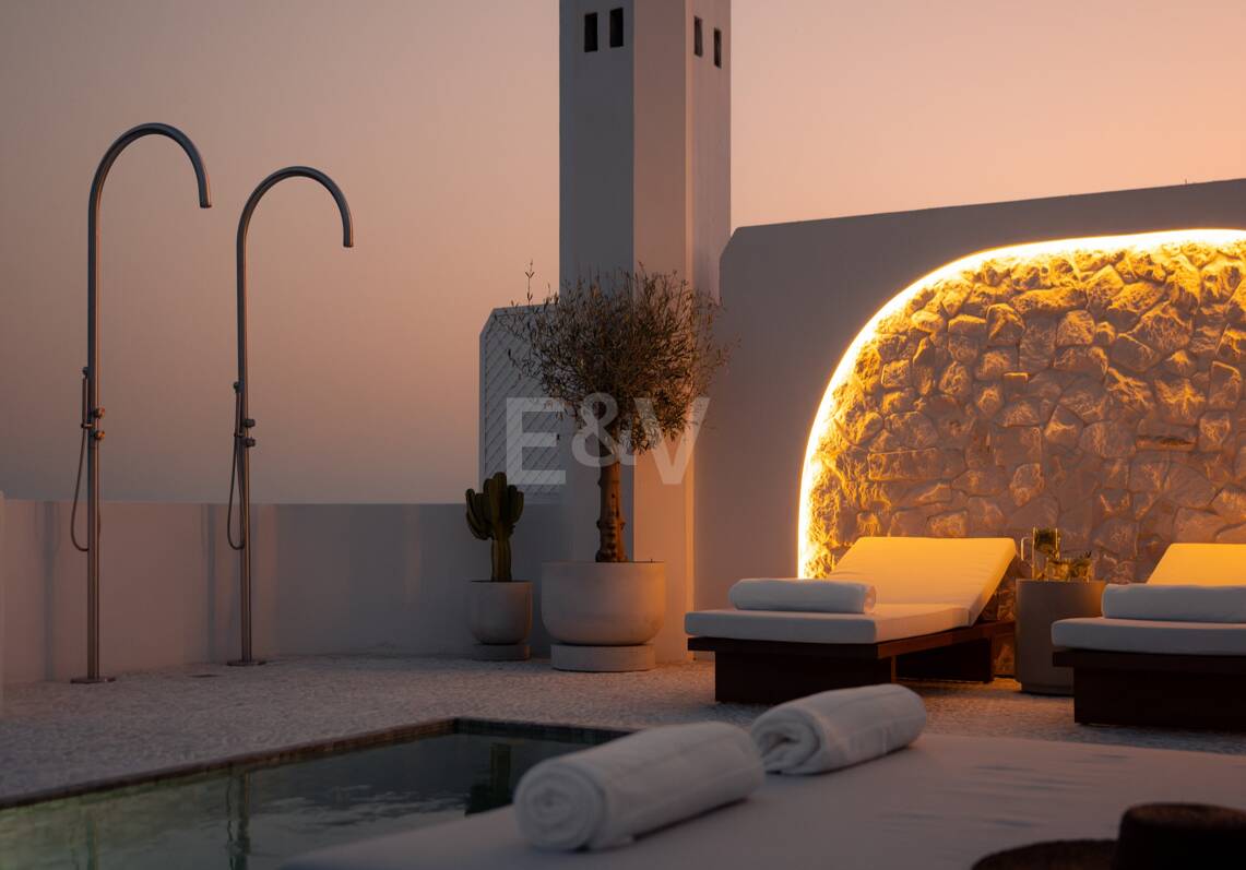 Penthouse moderne avec vue sur la mer et piscine de toit sur le Golden Mile de Marbella