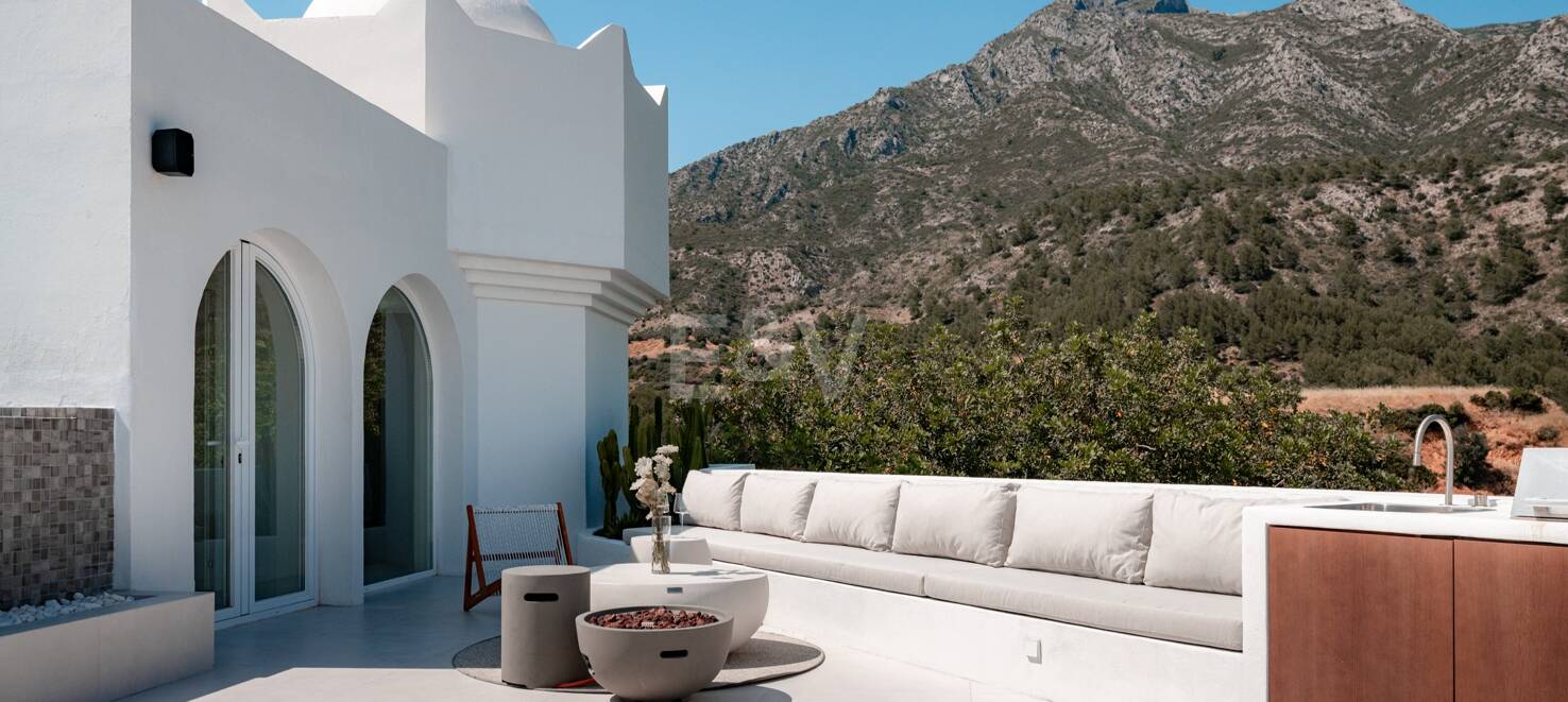 Modern Penthouse med havsutsikt och Rooftop Pool på Marbellas Golden Mile