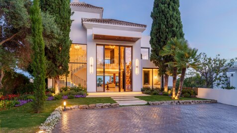 Willa na sprzedaż w Nueva Andalucia, Marbella (Wszystkie obszary)