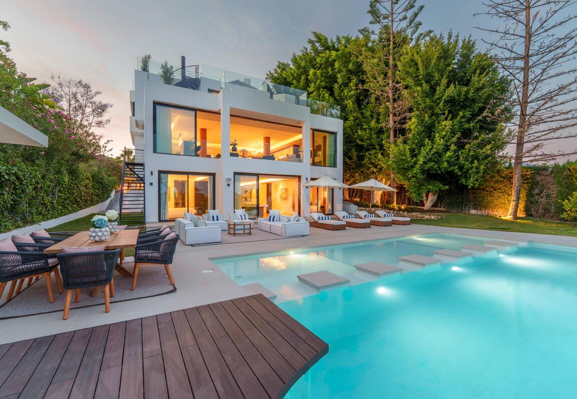 Espectacular Villa en 1ª línea de Golf con vistas panorámicas al mar