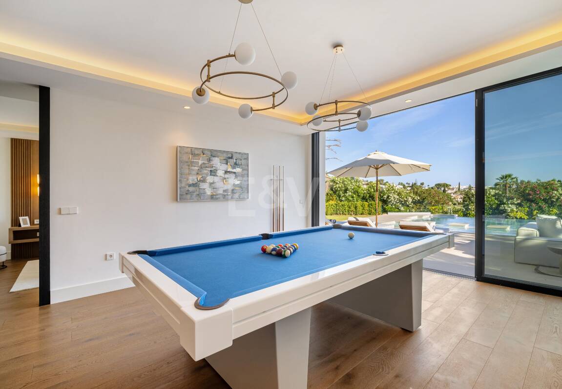 Espectacular Villa en 1ª línea de Golf con vistas panorámicas al mar