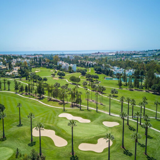 Spectaculaire Villa de golf en première ligne avec vue panoramique sur la mer