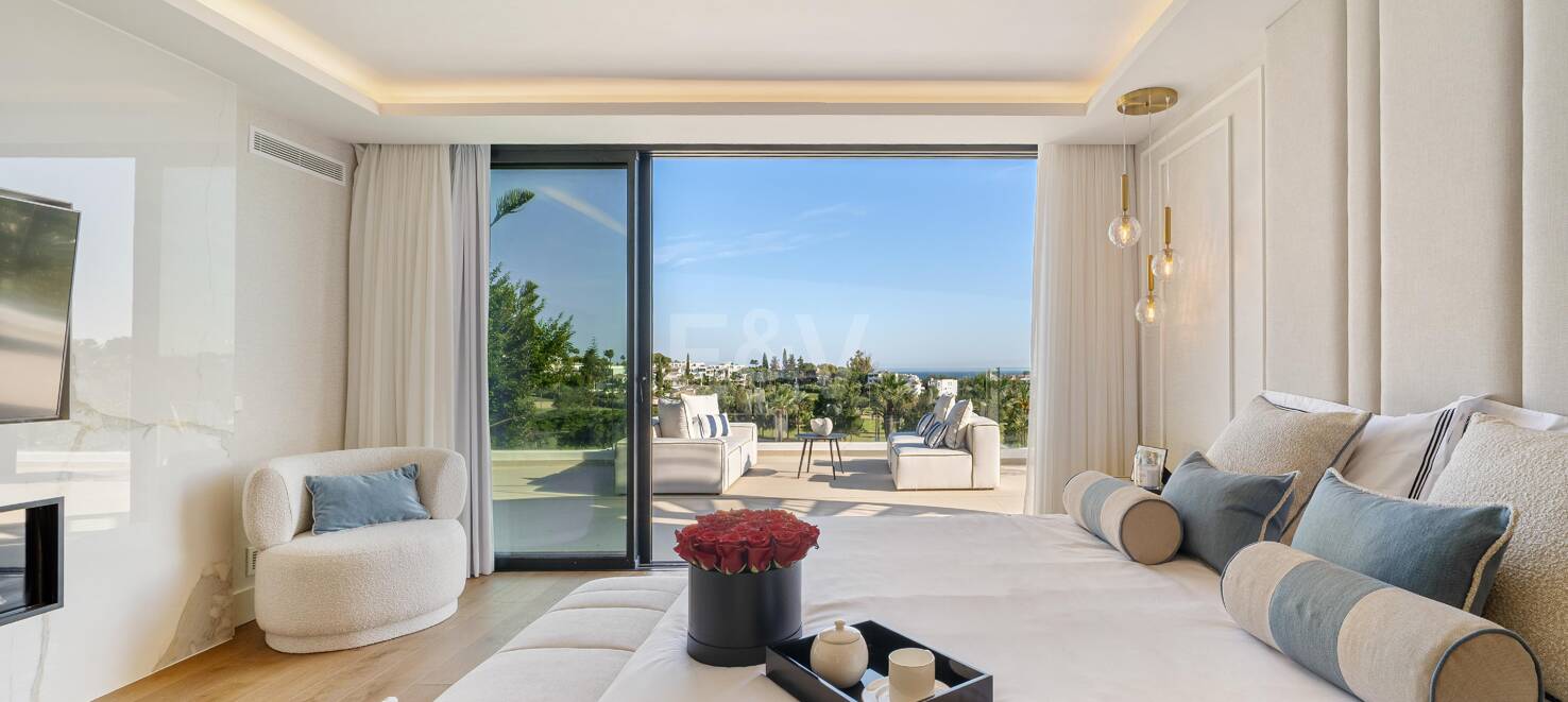 Spectacular Frontline Golf Villa with Panoramic Sea Views