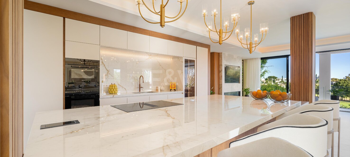 Spectacular Frontline Golf Mansion with Panoramic Sea Views