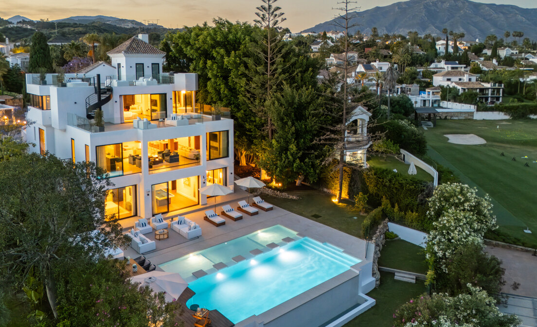 Spectacular Frontline Golf Mansion with Panoramic Sea Views