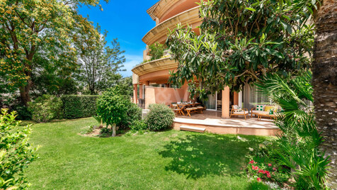 Appartement rez de chaussée à vendre en Nueva Andalucia, Marbella (Toutes les zones)