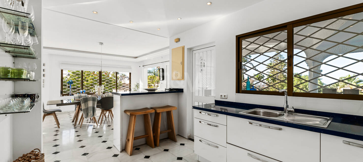 Familienvilla mit Meerblick in El Rosario