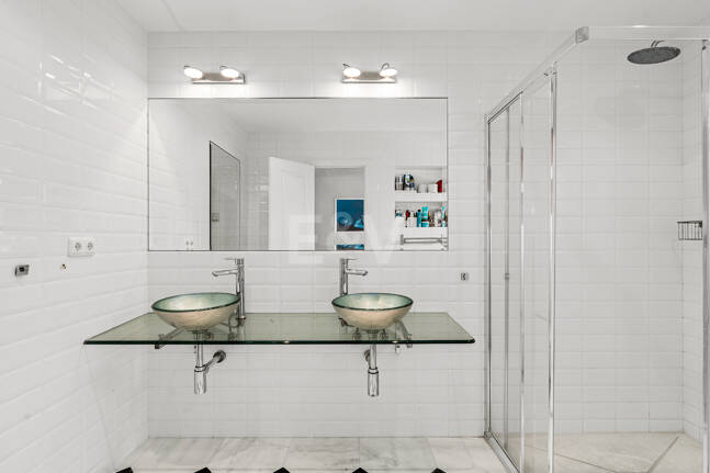 Family Villa with Sea Views in El Rosario