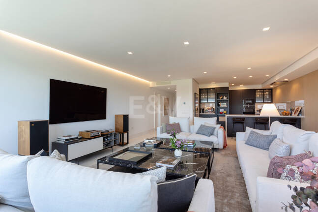 Stilvolles Apartment Direkt Am Golfplatz Nahe Allen Annehmlichkeiten In Guadalmina Alta