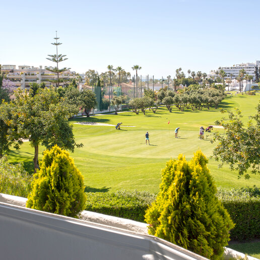Stylish apartment with Panoramic Golf Views